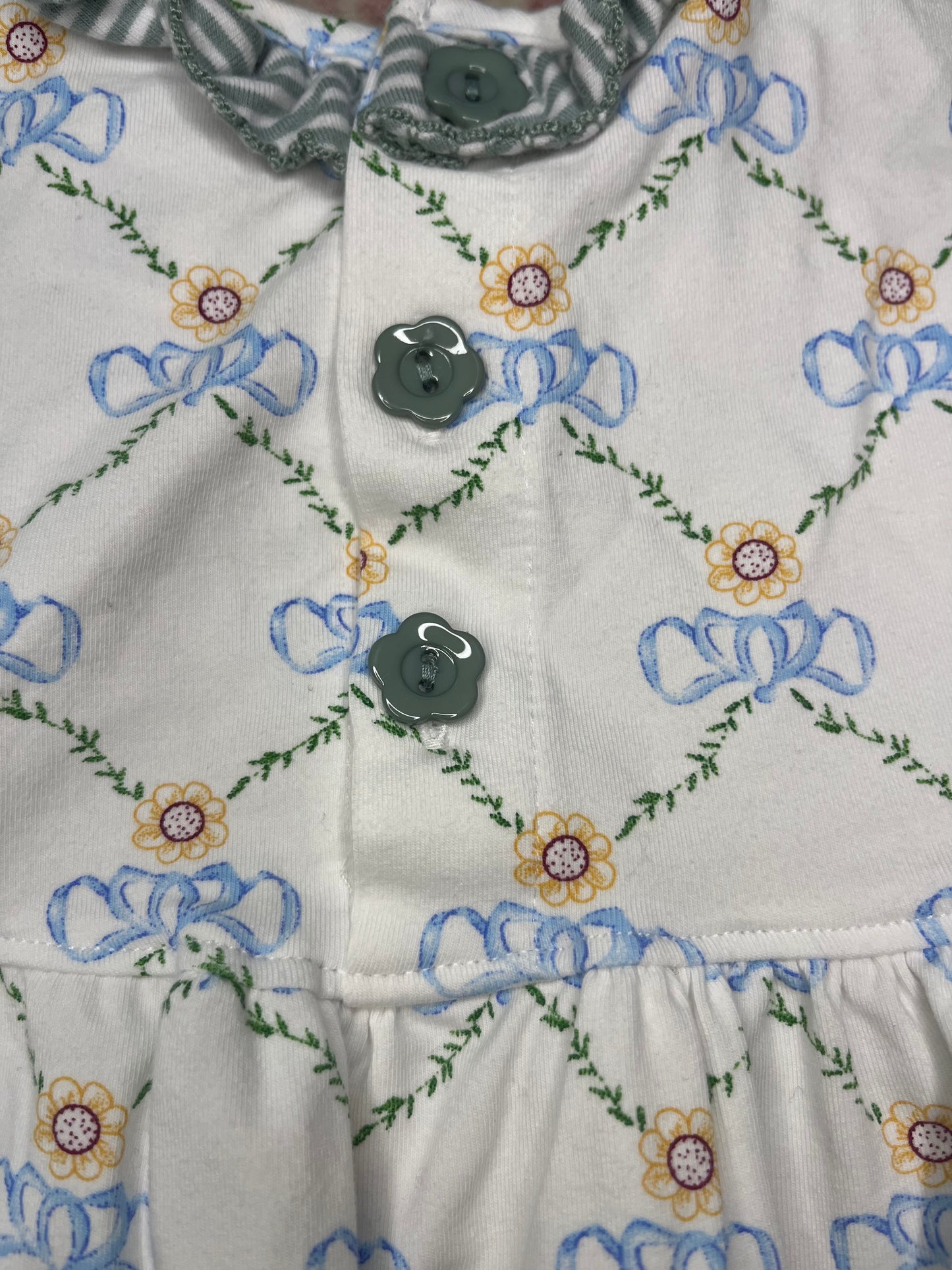 18M Ishtex LS Ruffle Collar Romper with Scallop Sleeves and Floral Buttons