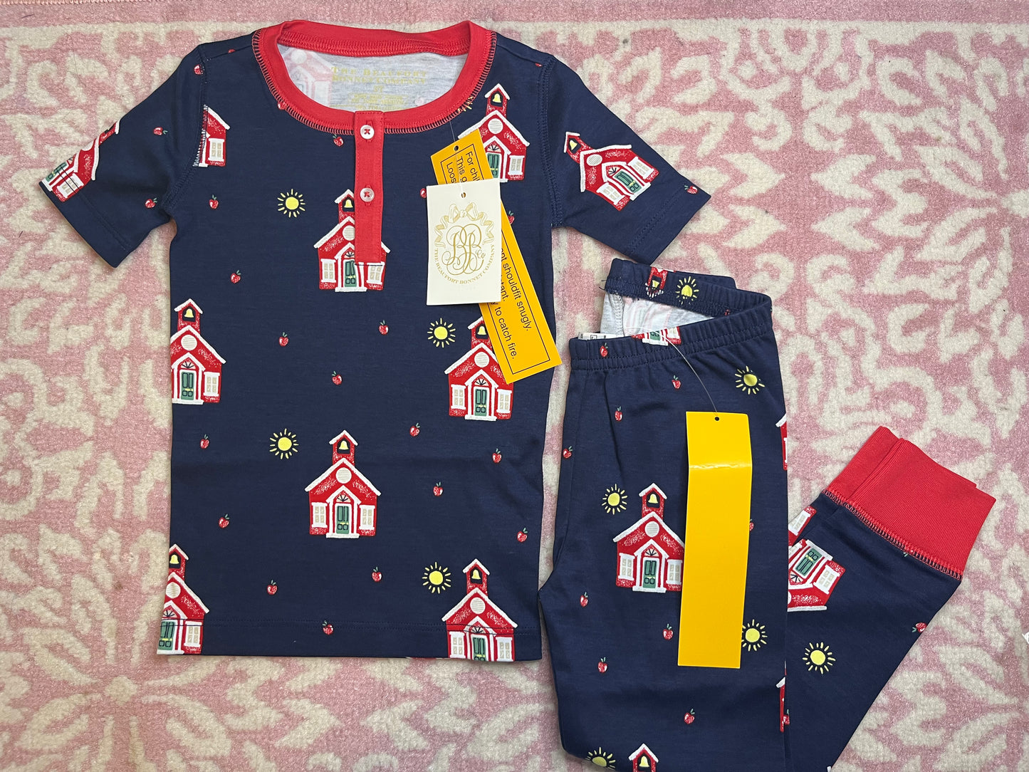 10 TBBC Suttons Short Sleeve Set in Happy Little School House