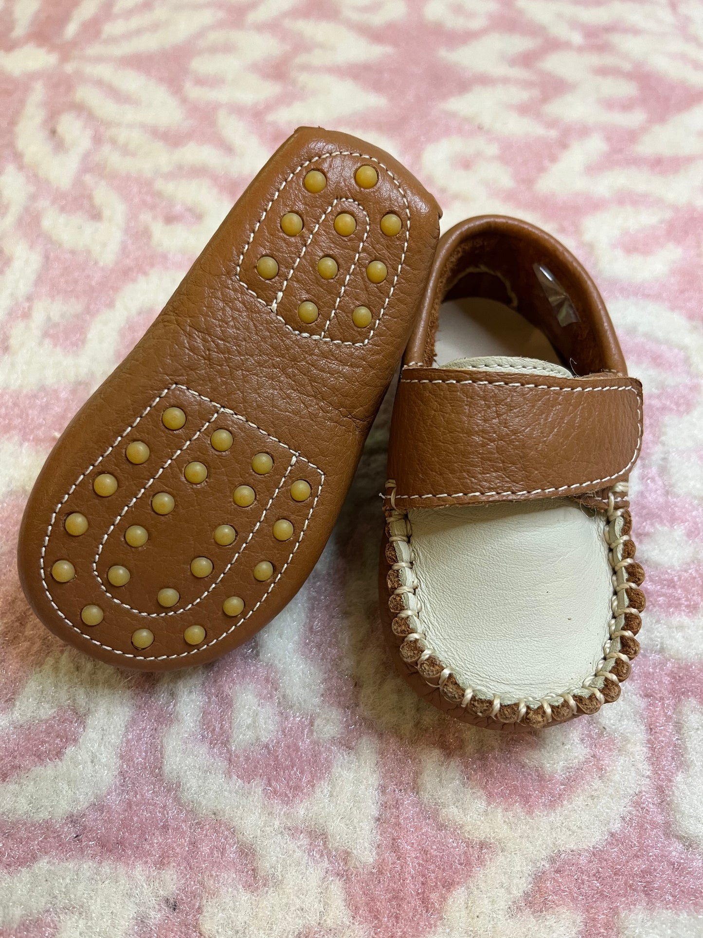 2 Elephantito Loafers