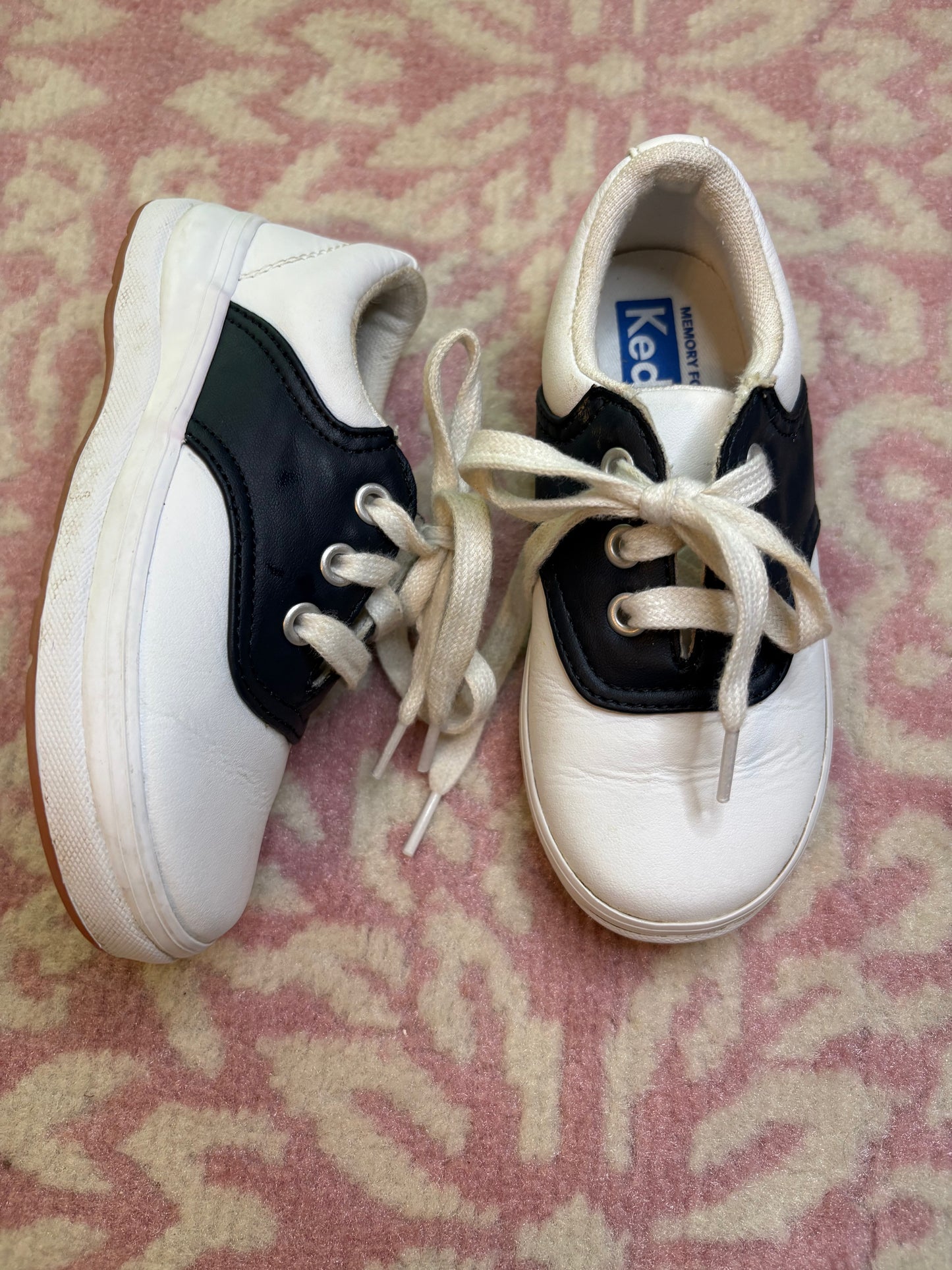 9M Keds Saddle School Shoes