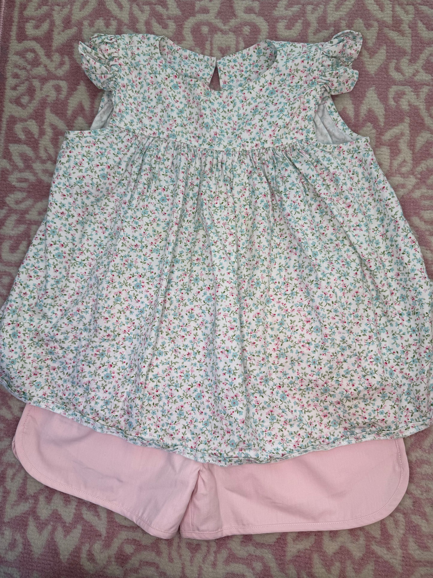 Sz 6/7 Hannah Kate + Eyelet & Ivy Floral Short Set