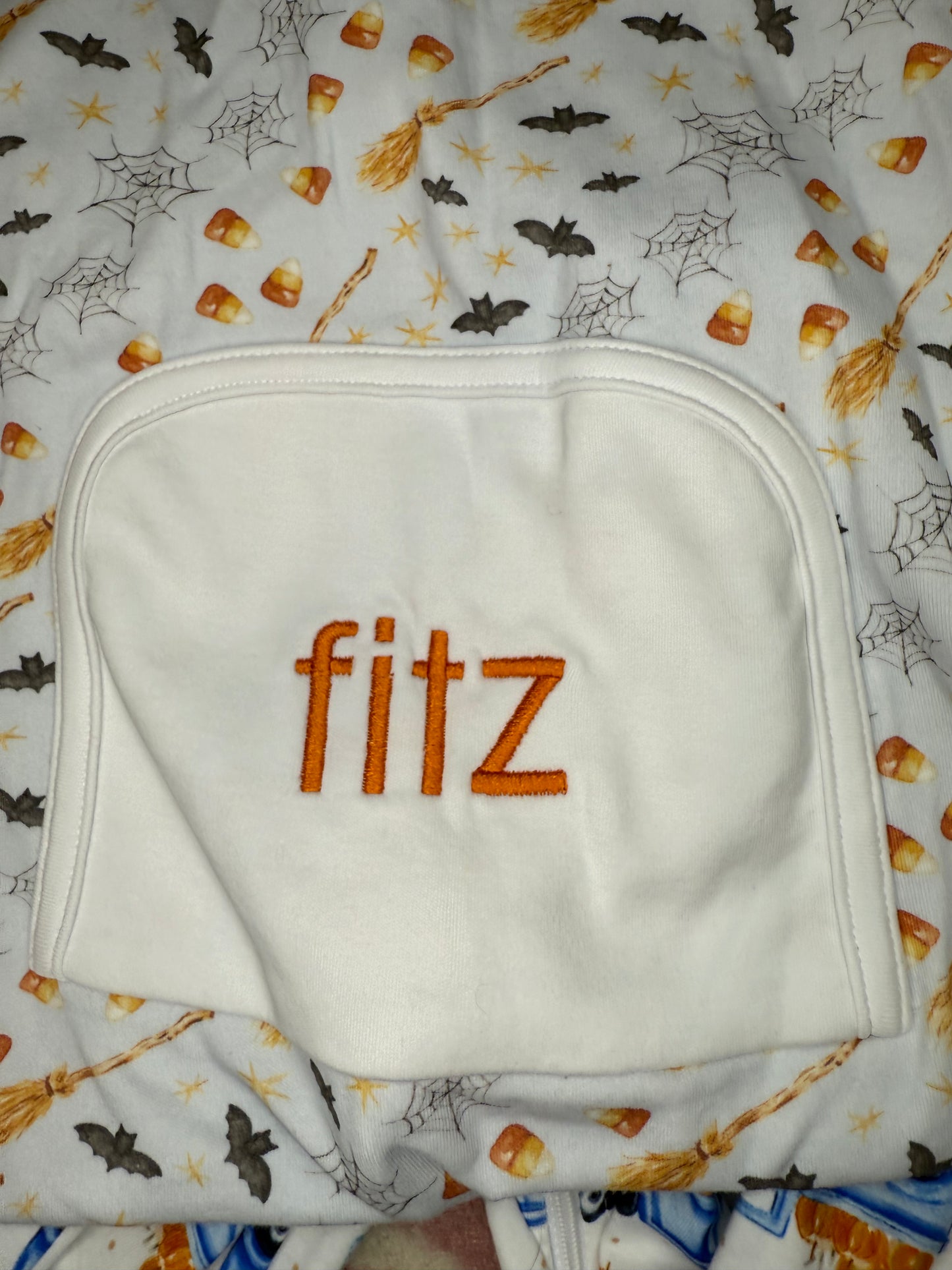 Sz 3/4 Smockingbird fall pajama bundle