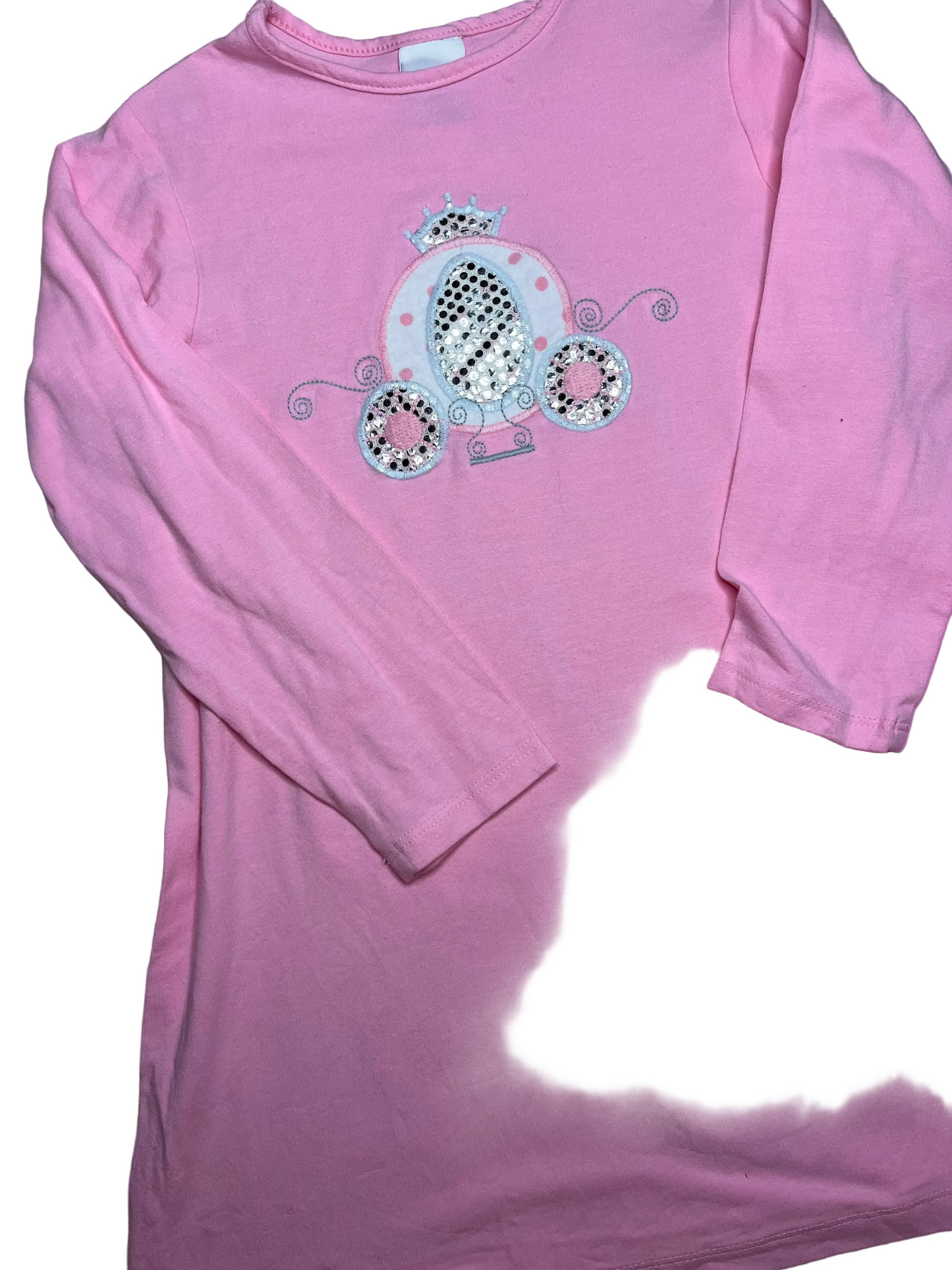 Pink long sleeve girls' dress with sequin carriage applique, classic children's clothing