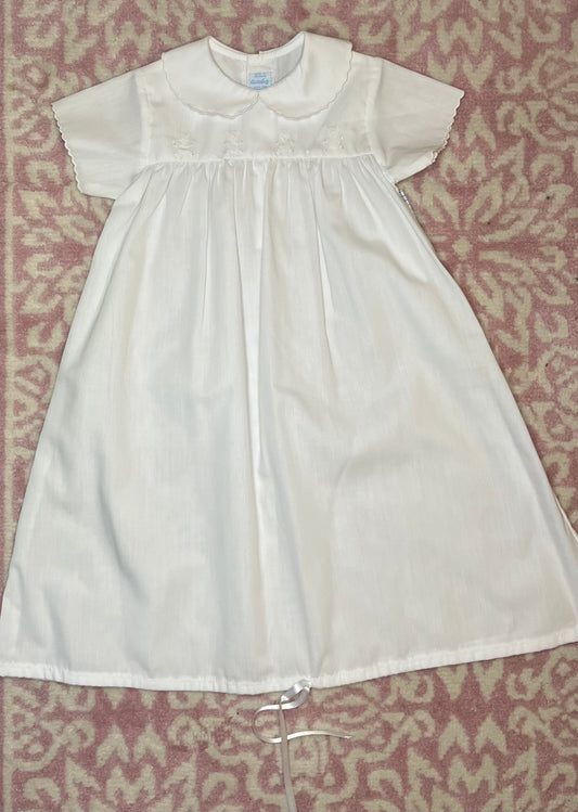 Auraluz White Gown with Adjustable Ribbon Tie Opening