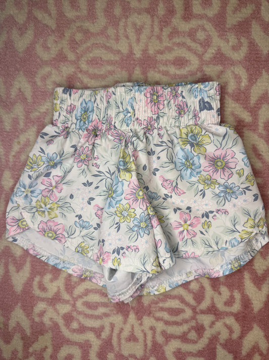 Sz 4 Azarhia Pastel Flowers Shorts