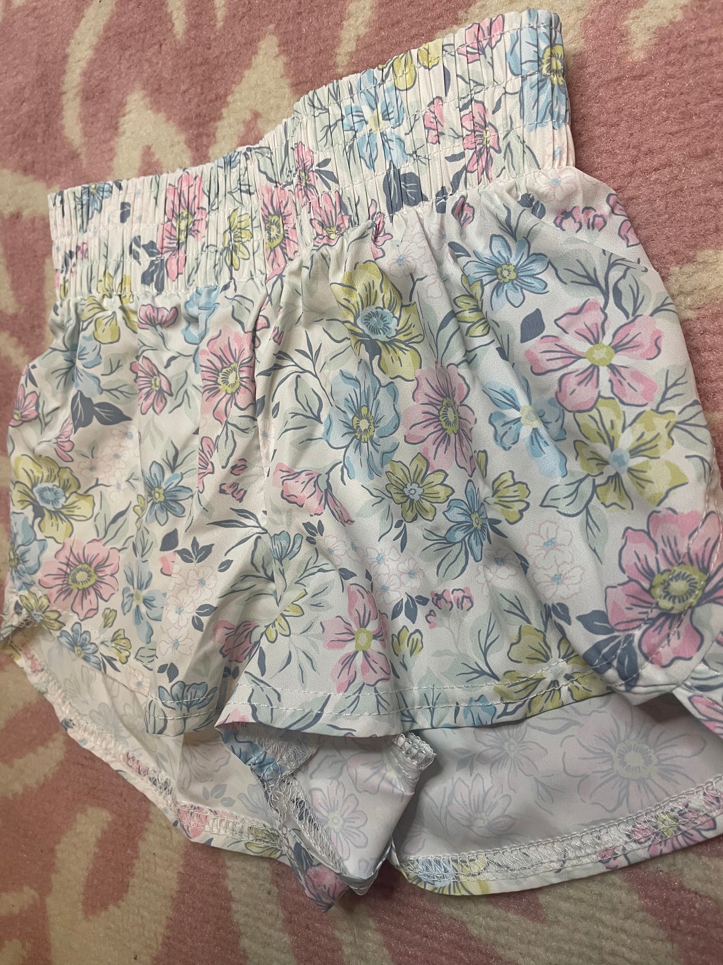 Sz 5 Pastel Flowers Shorts