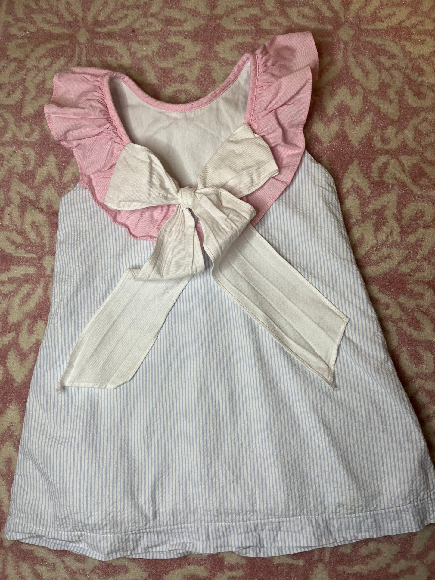 Sz 4 The Oaks Seersucker Dress with Bow